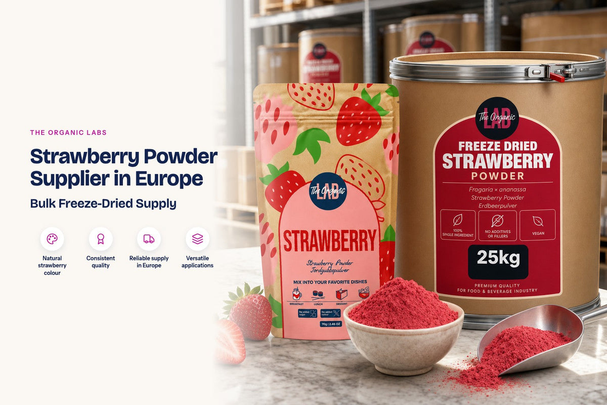 Freeze-dried strawberry powder pack with a 25 kg bulk drum in a warehouse