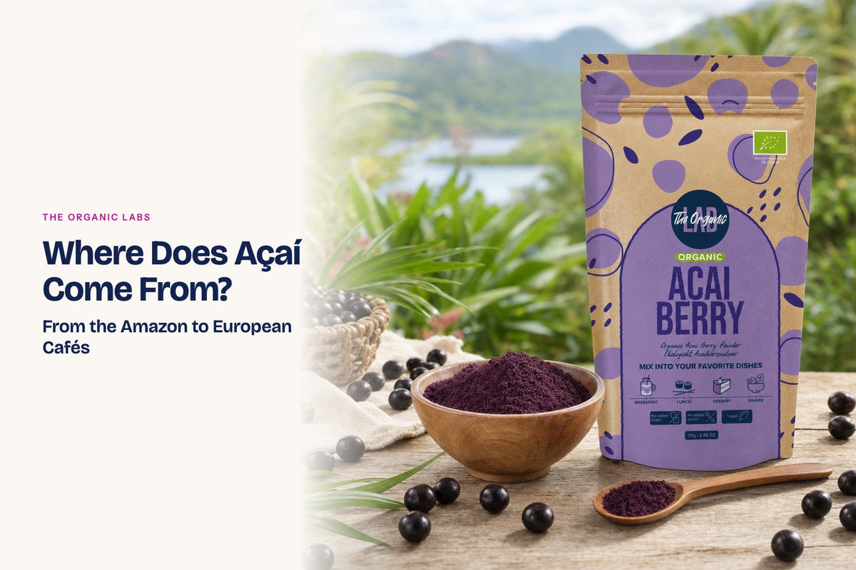 Açaí powder pack with the raw ingredient and a bowl of the powder
