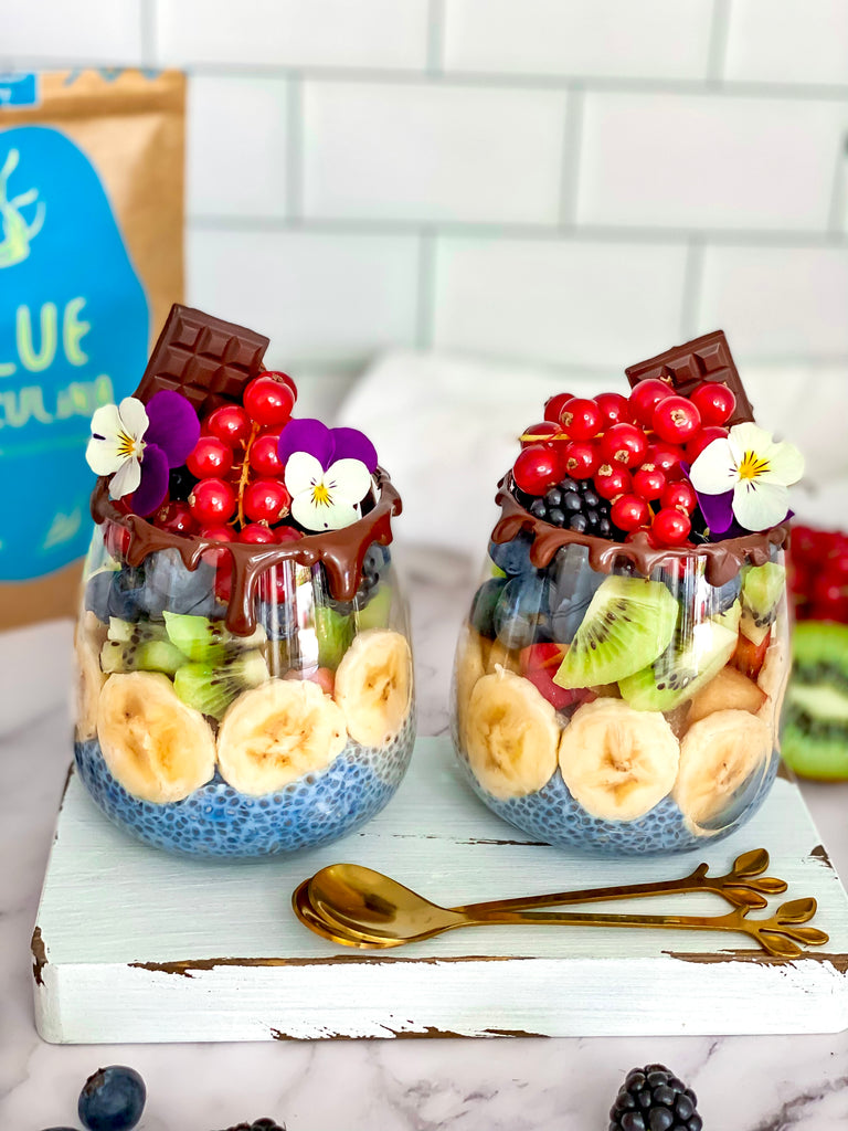 COCONUT CHIA PUDDING FRUITS AND BERRIES