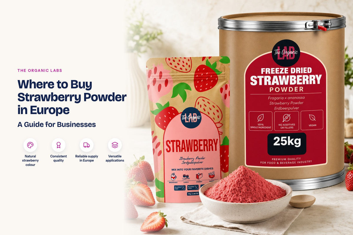Freeze-dried strawberry powder pack with a 25 kg bulk drum and a bowl of the powder